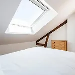 Apartman Courcelles *