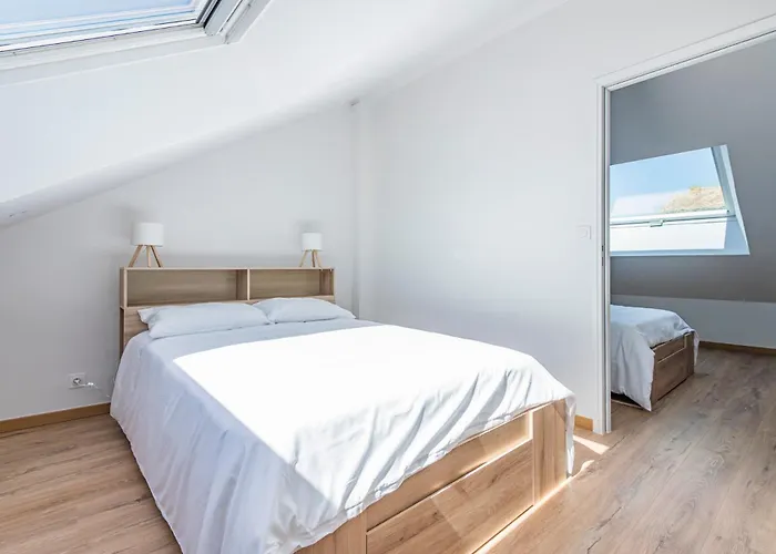 Apartment Courcelles *